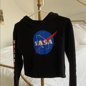 Cute trendy boxy Forever 21 Girls Hoodie!